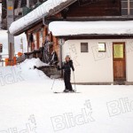 Мадонна с семьей на отдыхе в Швейцарии (28 декабря 2011)